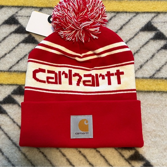 Carhartt Knit Pom Pom Cuffed Beanie Hat red and white striped Christmas NWT - Picture 1 of 10